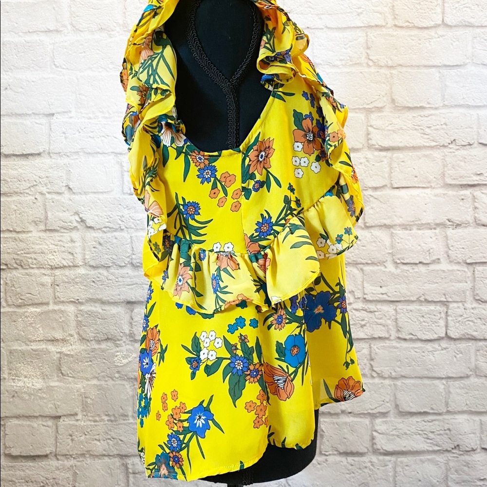 Floral Ruffle Blouse - Picture 6 of 14